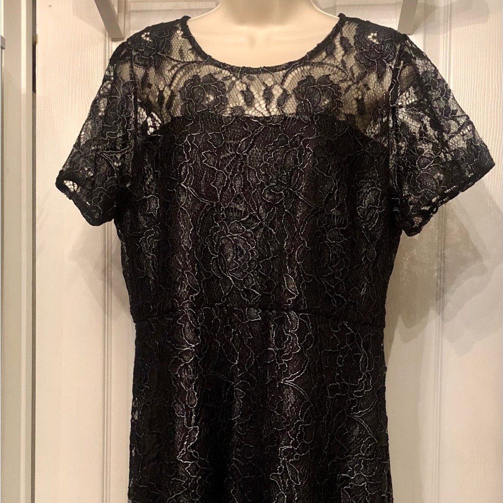 Signature by Reitman’s Black Lace Overlay Dress Size 16 BNWT